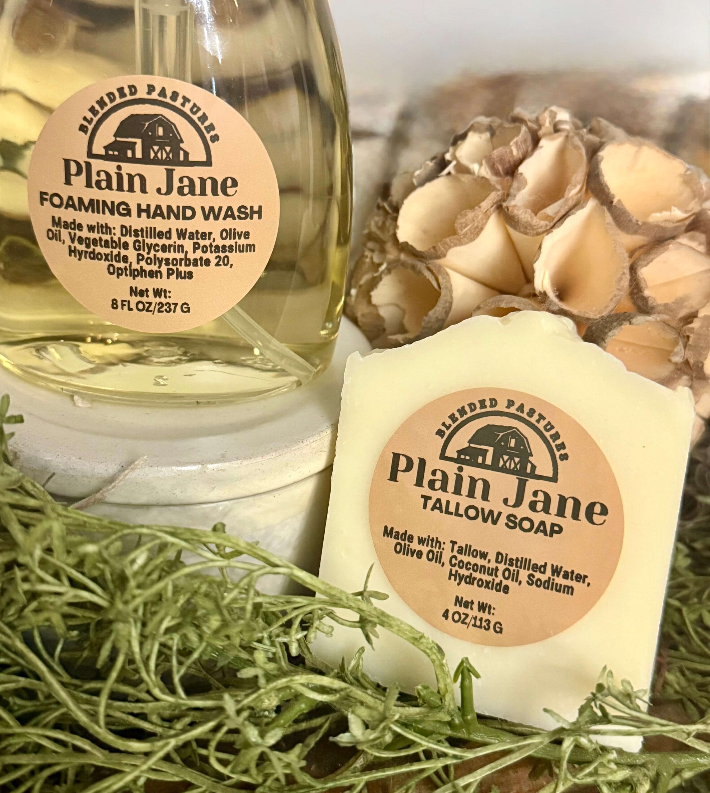 Unscented tallow soap bar made with grass-fed beef tallow for sensitive skin and everyday use.